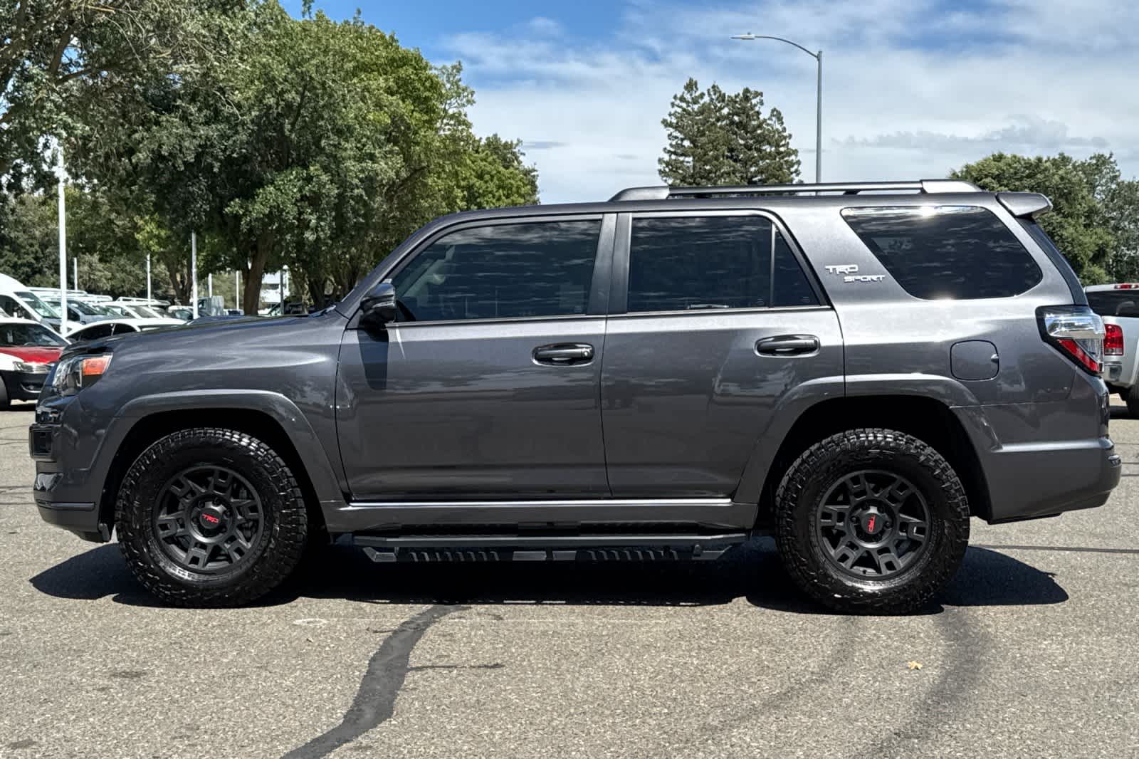 Thumbnail: 2022 Toyota 4Runner - 5