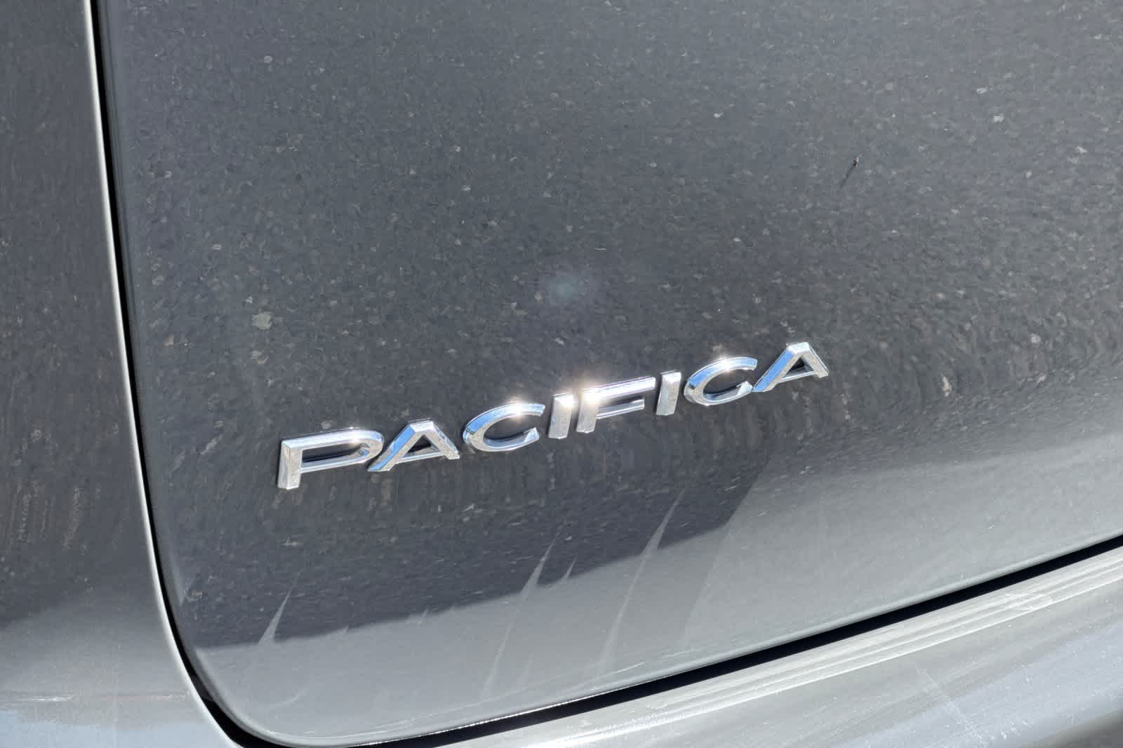Thumbnail: 2023 Chrysler Pacifica - 28