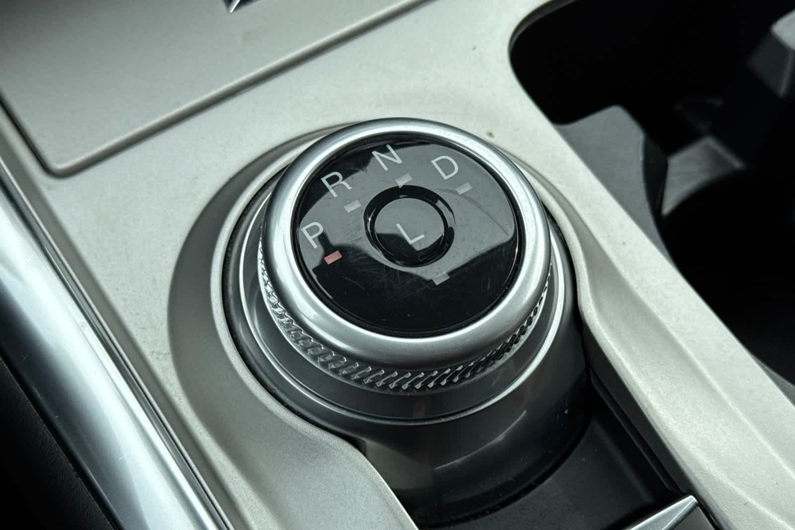 Thumbnail: 2022 Ford Explorer - 22