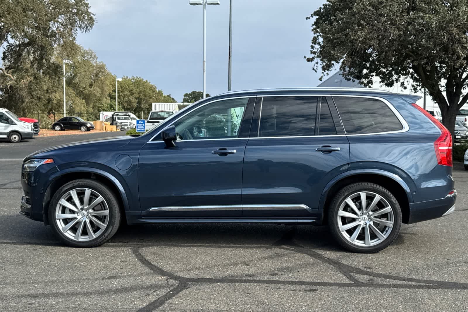 Thumbnail: 2022 Volvo XC90 - 5