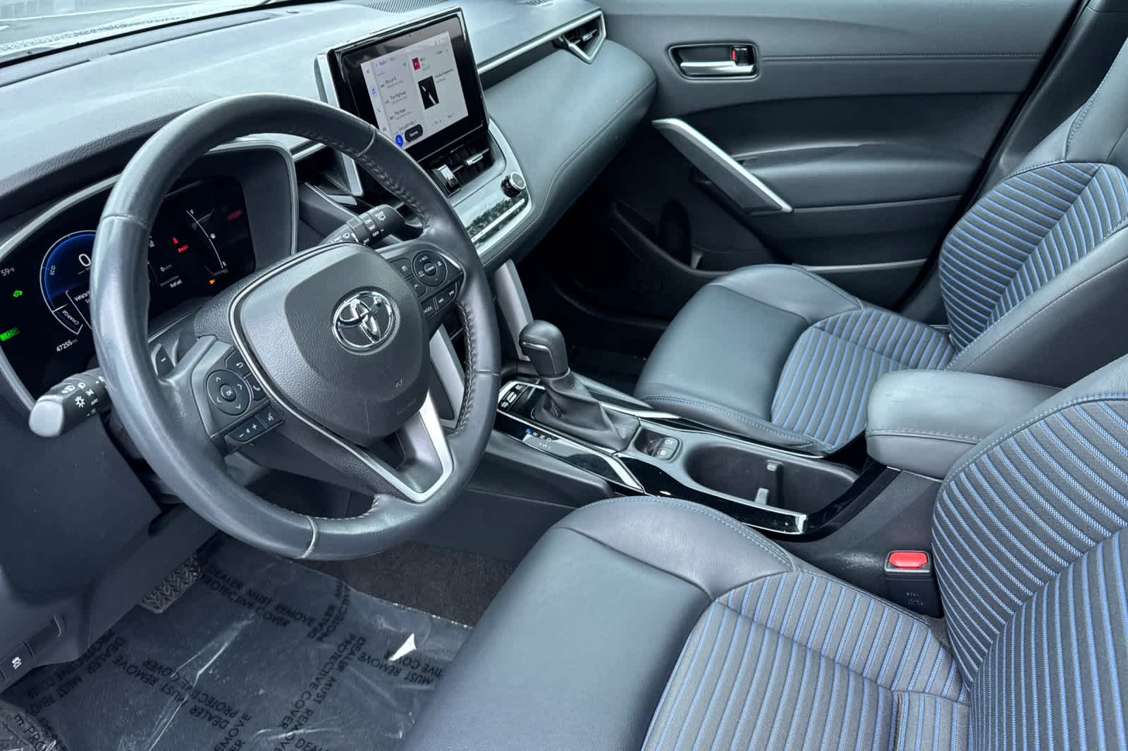 Thumbnail: 2023 Toyota Corolla Cross - 11