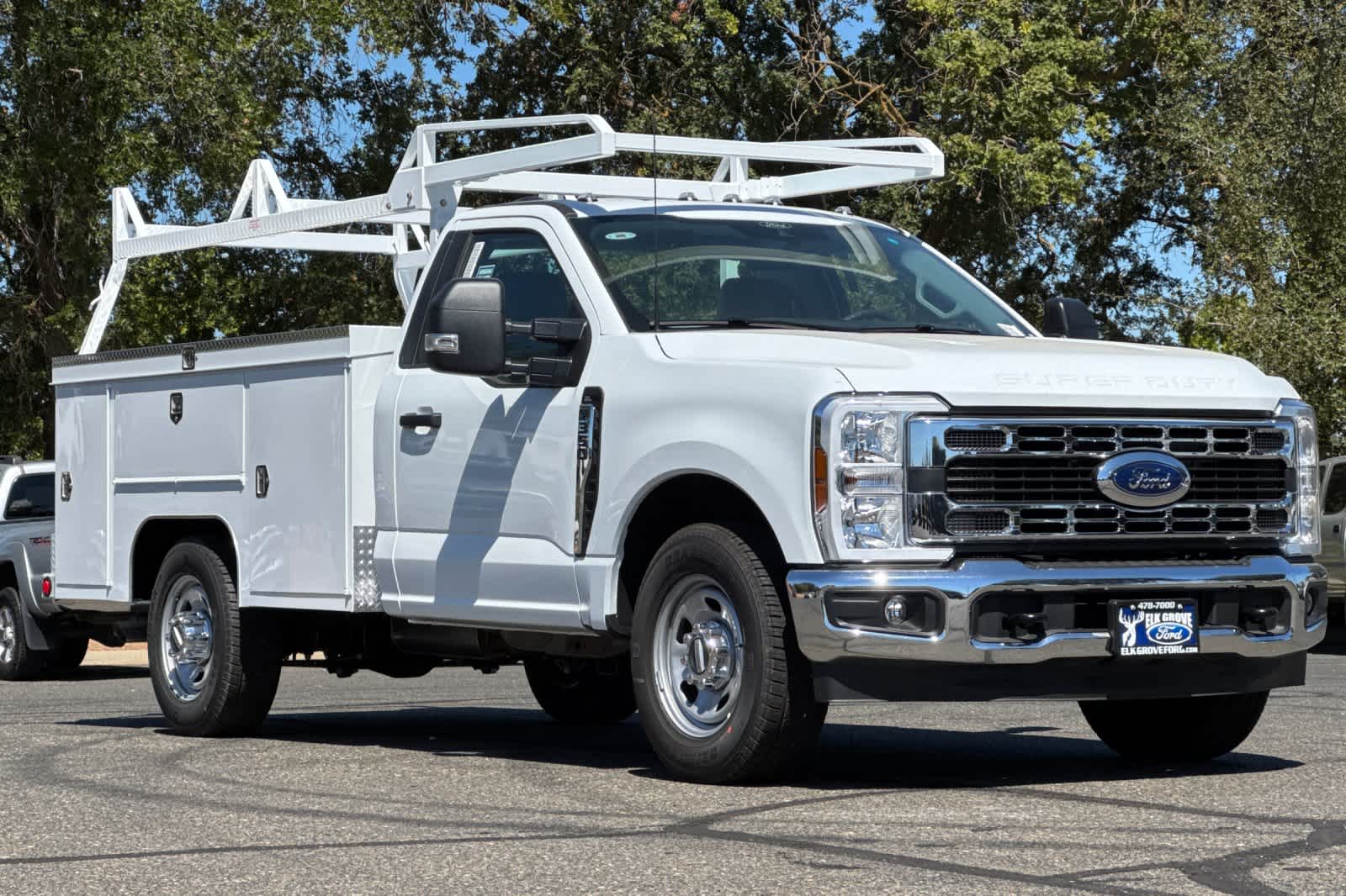 Thumbnail: 2025 Ford F-350 - 8