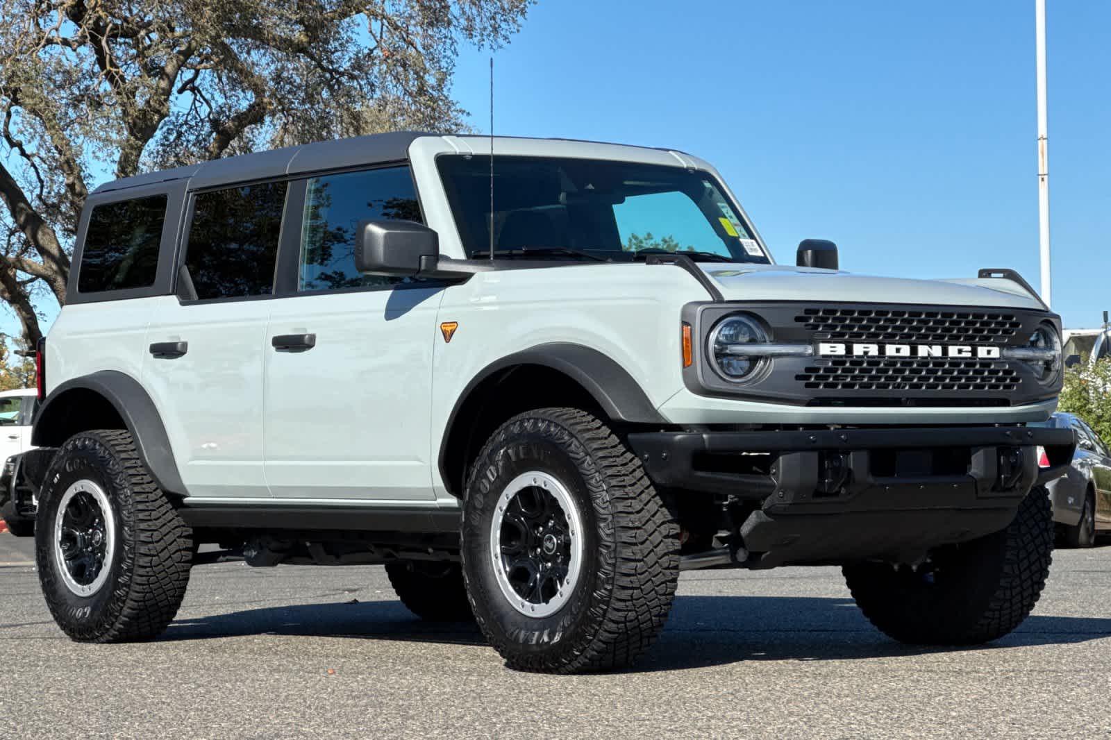 Thumbnail: 2024 Ford Bronco - 9