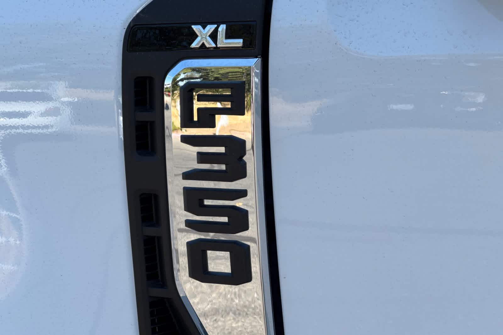 Thumbnail: 2025 Ford F-350 - 25