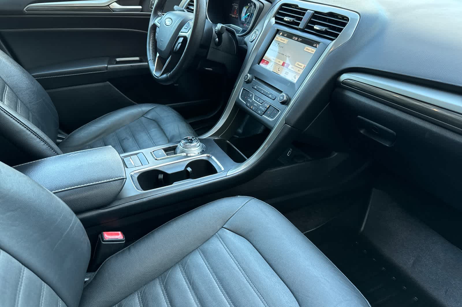 Thumbnail: 2018 Ford Fusion - 15