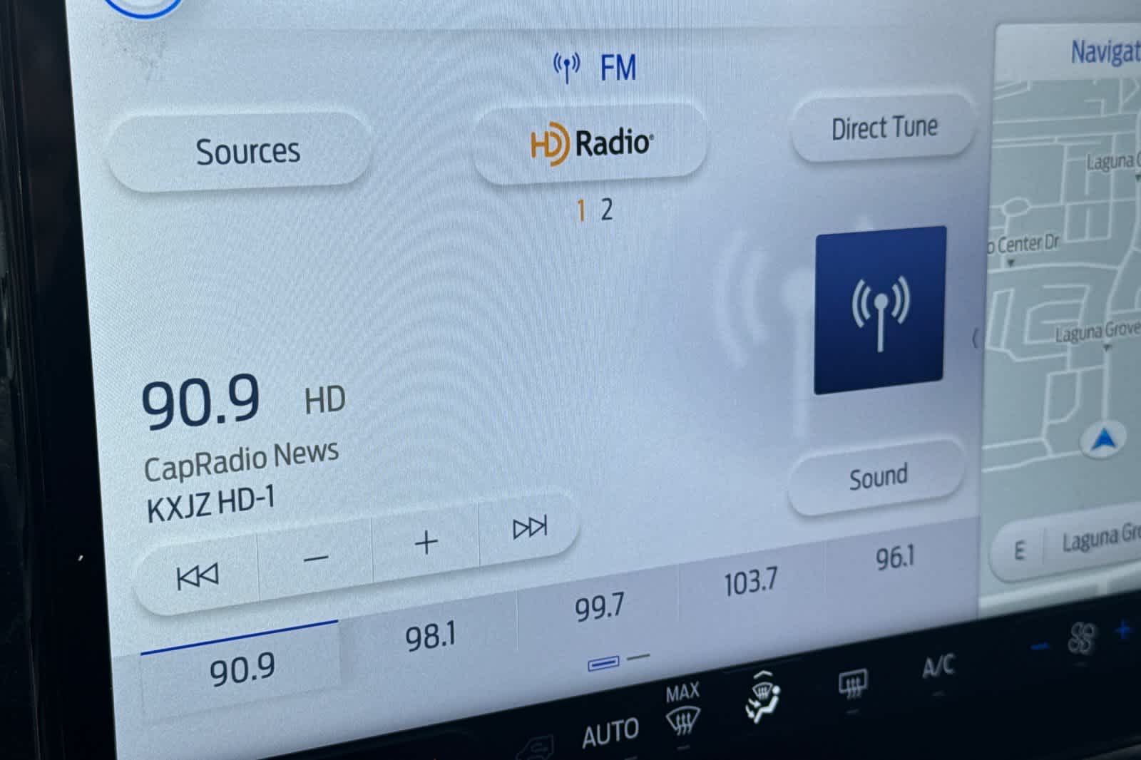 Thumbnail: 2023 Ford Econoline - 19