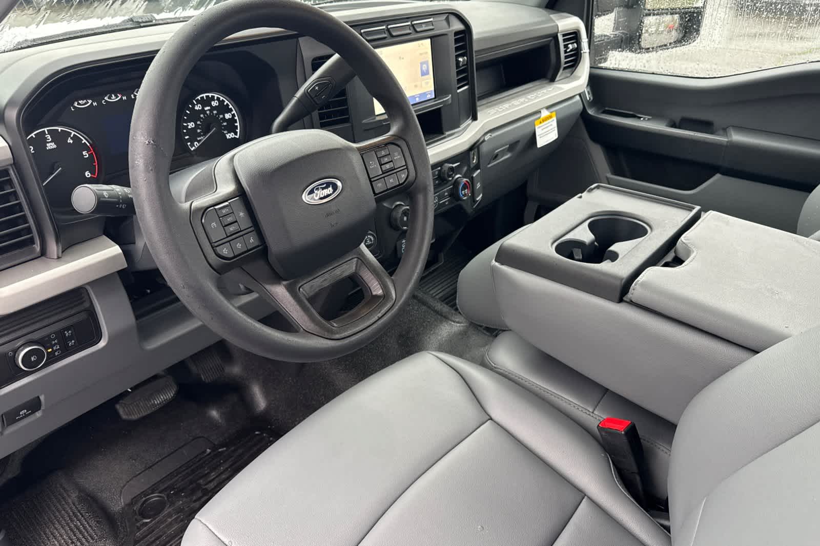 2024 Ford F-350 XL photo 3