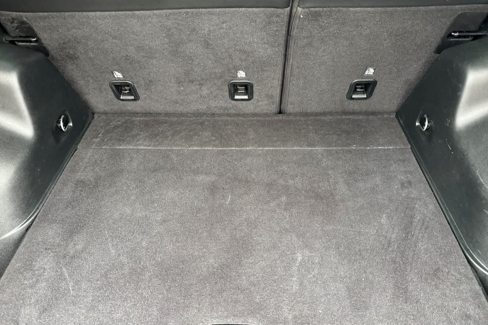 Thumbnail: 2020 Jeep Cherokee - 15