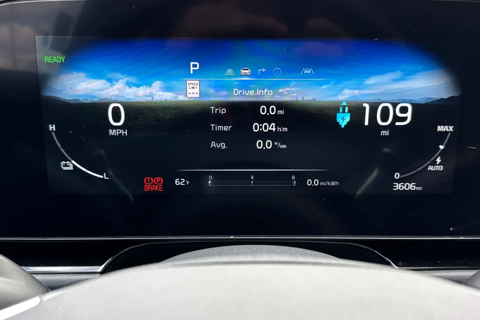 Thumbnail: 2025 Kia Niro - 25