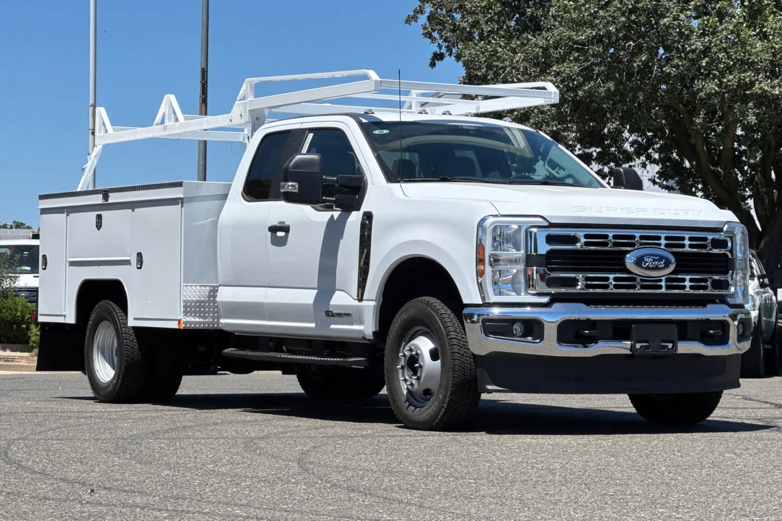 Thumbnail: 2026 Ford F-350 - 9