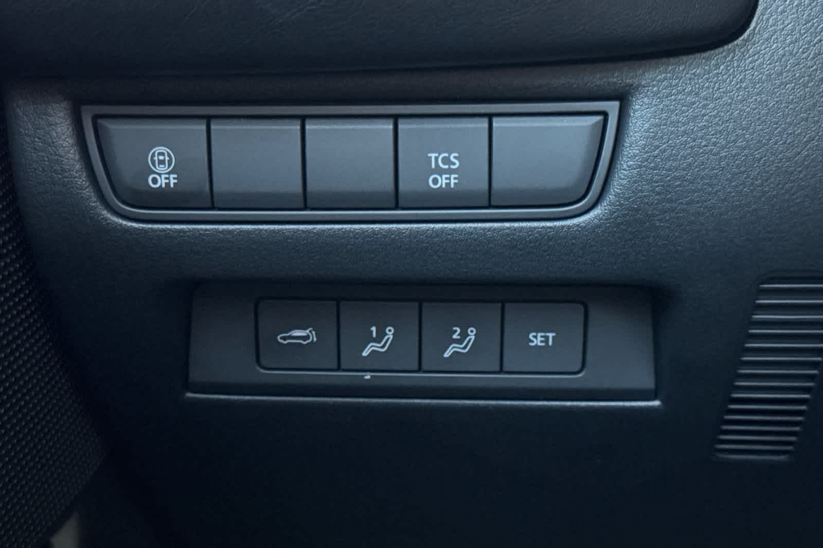 Thumbnail: 2023 Mazda CX-50 - 28