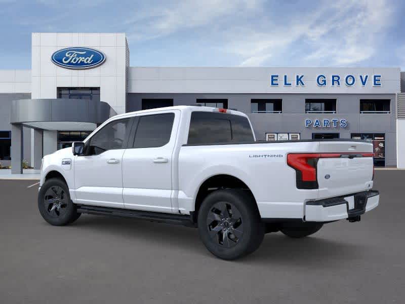 2025 Ford F-150 Lightning Lariat photo 4
