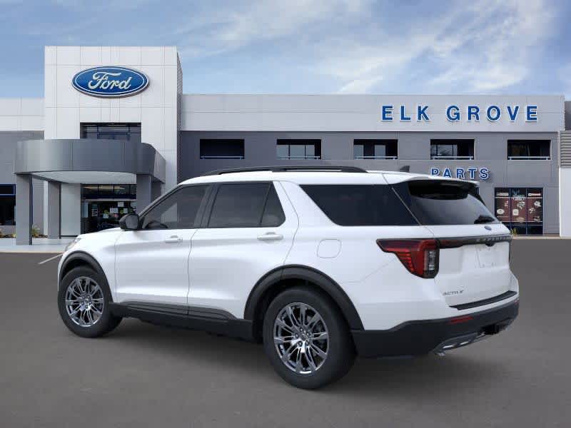 2026 Ford Explorer photo 4
