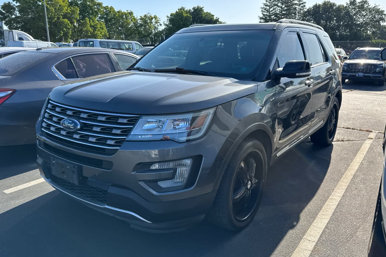 2017 Ford Explorer XLT -
                  Elk Grove, CA