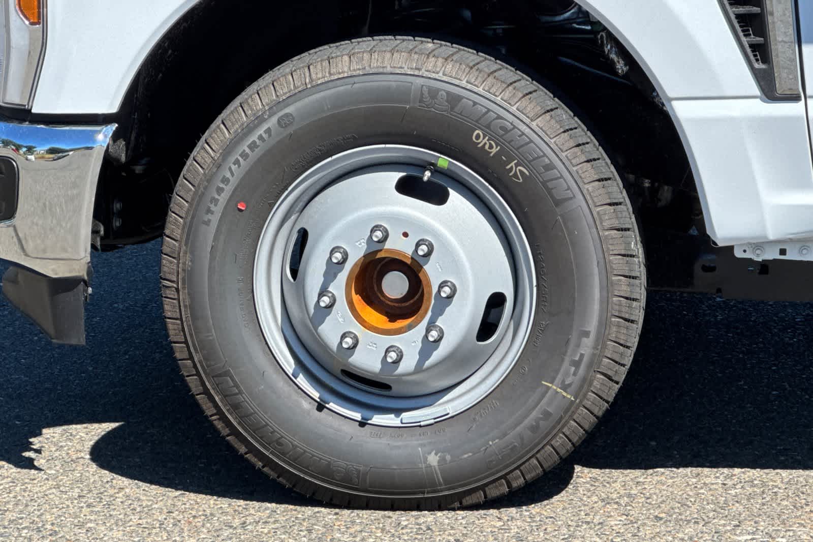 Thumbnail: 2026 Ford F-350 - 23