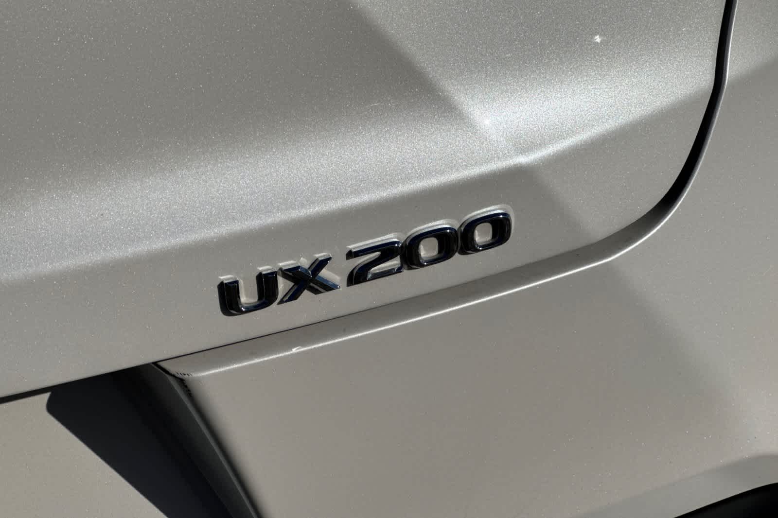 Thumbnail: 2019 Lexus UX - 27