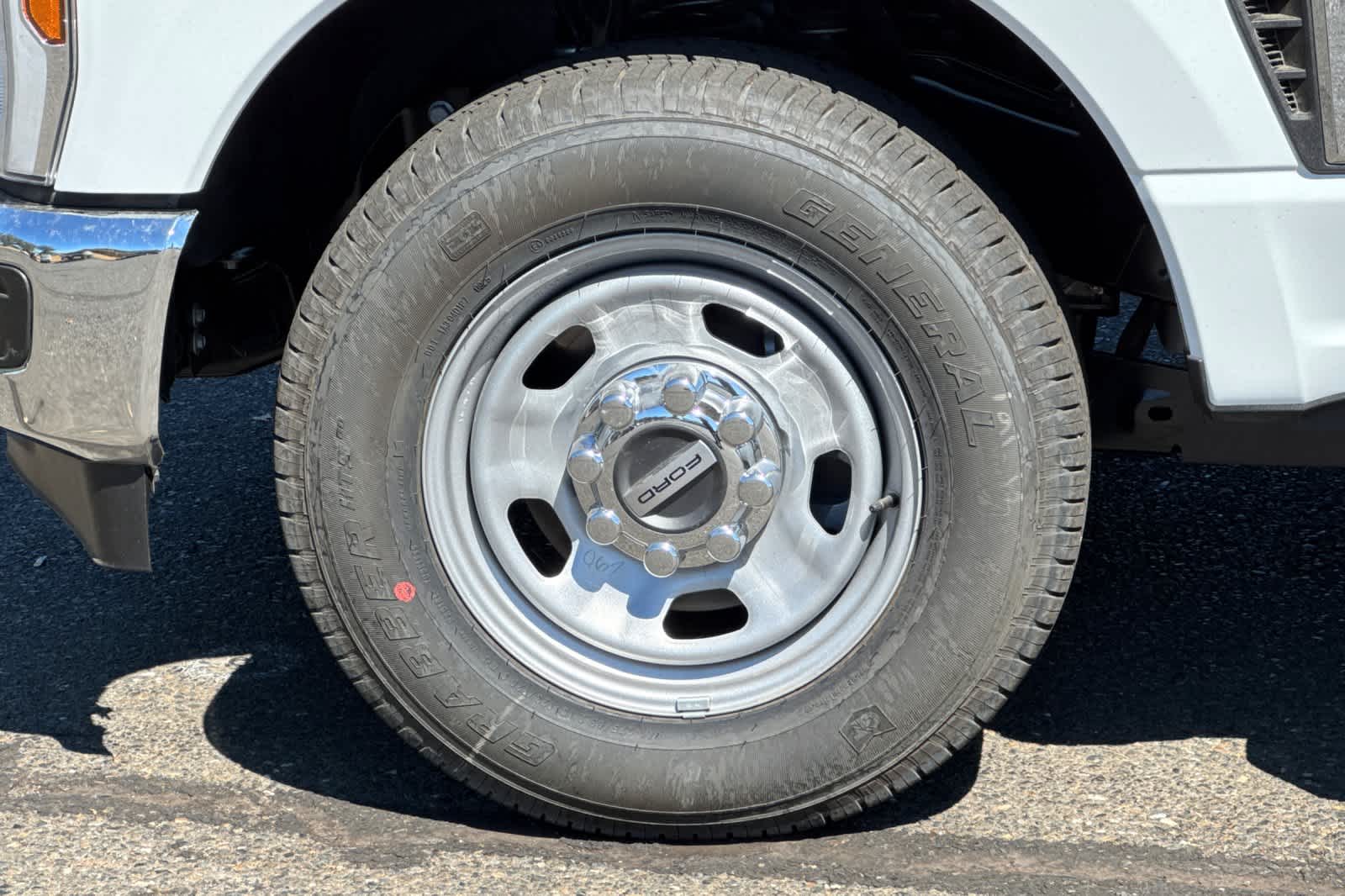 Thumbnail: 2025 Ford F-350 - 24