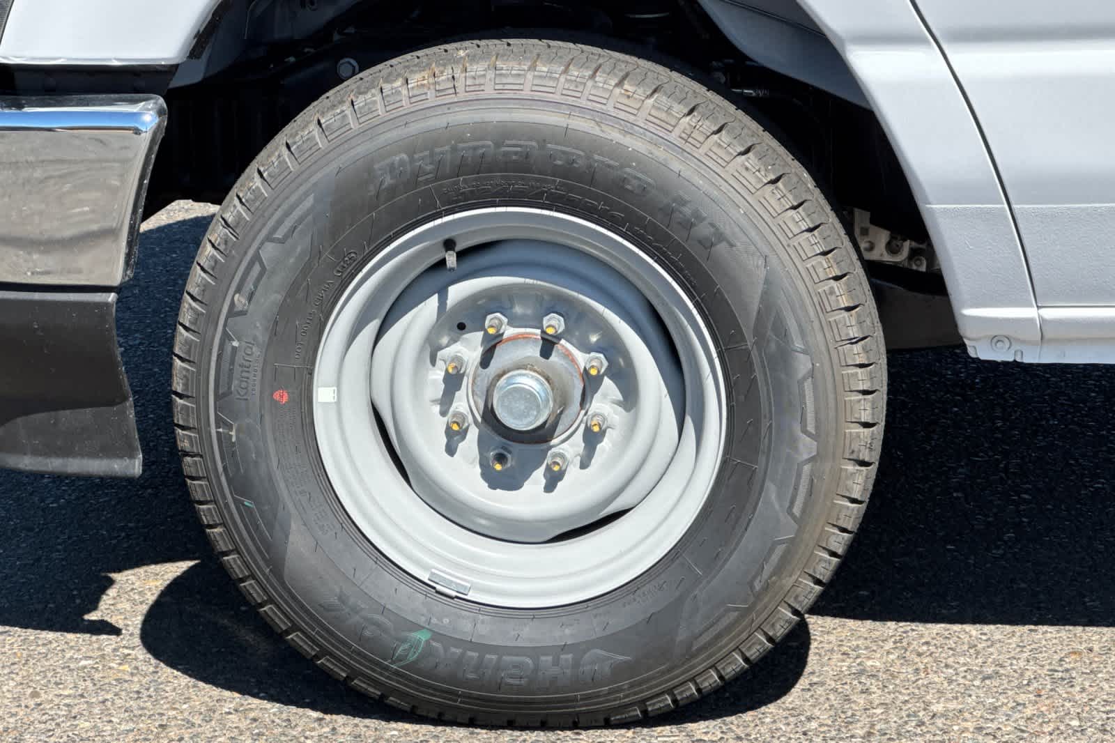 Thumbnail: 2026 Ford Econoline - 23