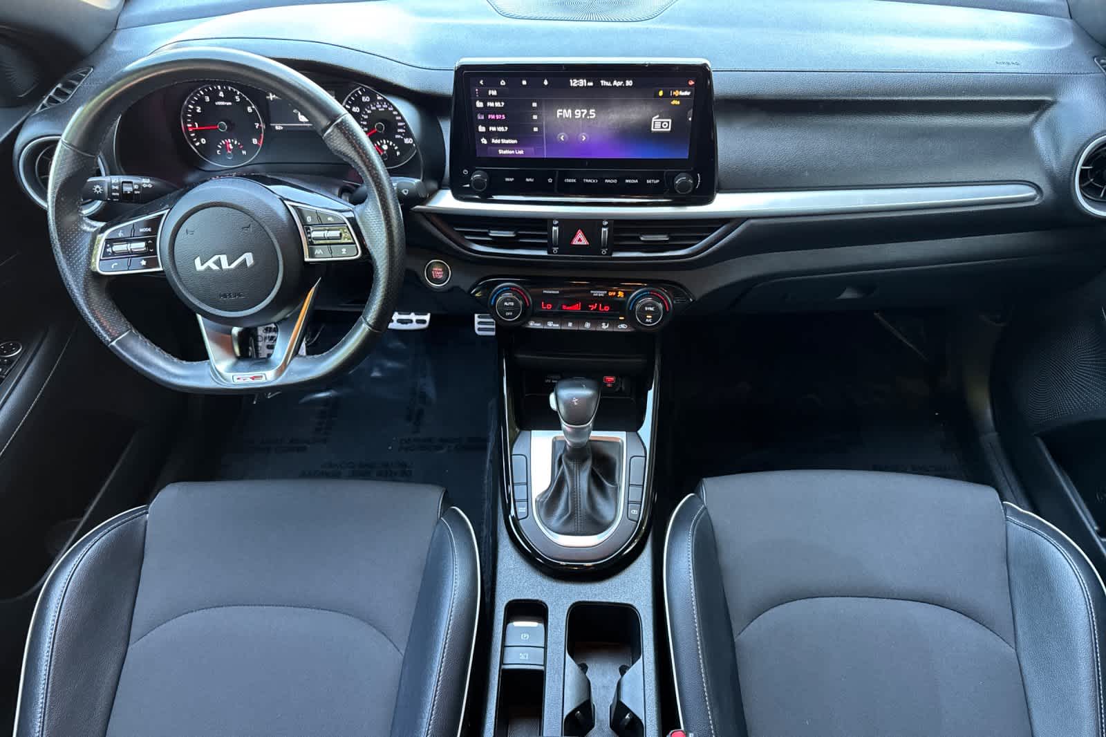 Thumbnail: 2024 Kia Forte - 3