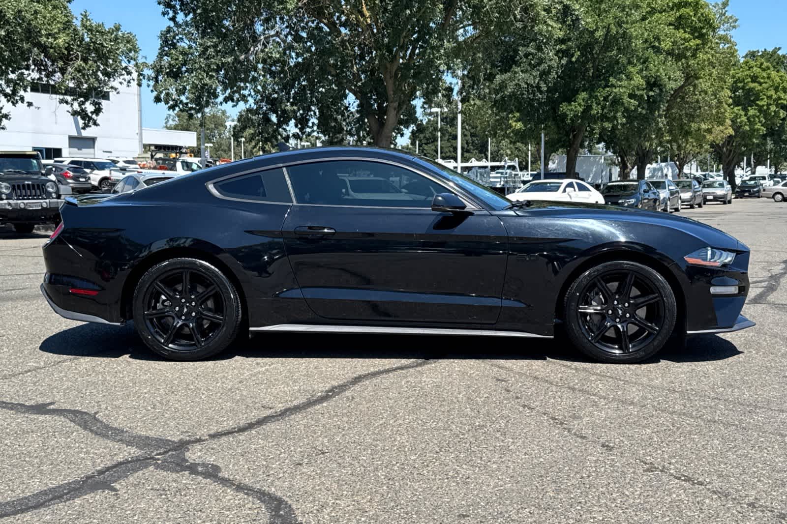 Thumbnail: 2020 Ford Mustang - 8