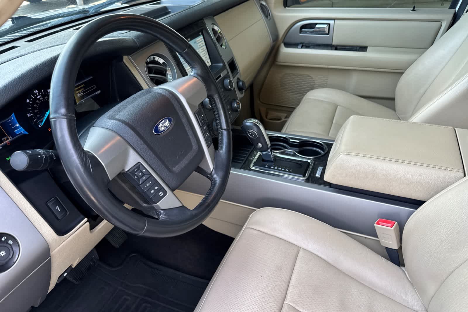 Thumbnail: 2016 Ford Expedition - 11