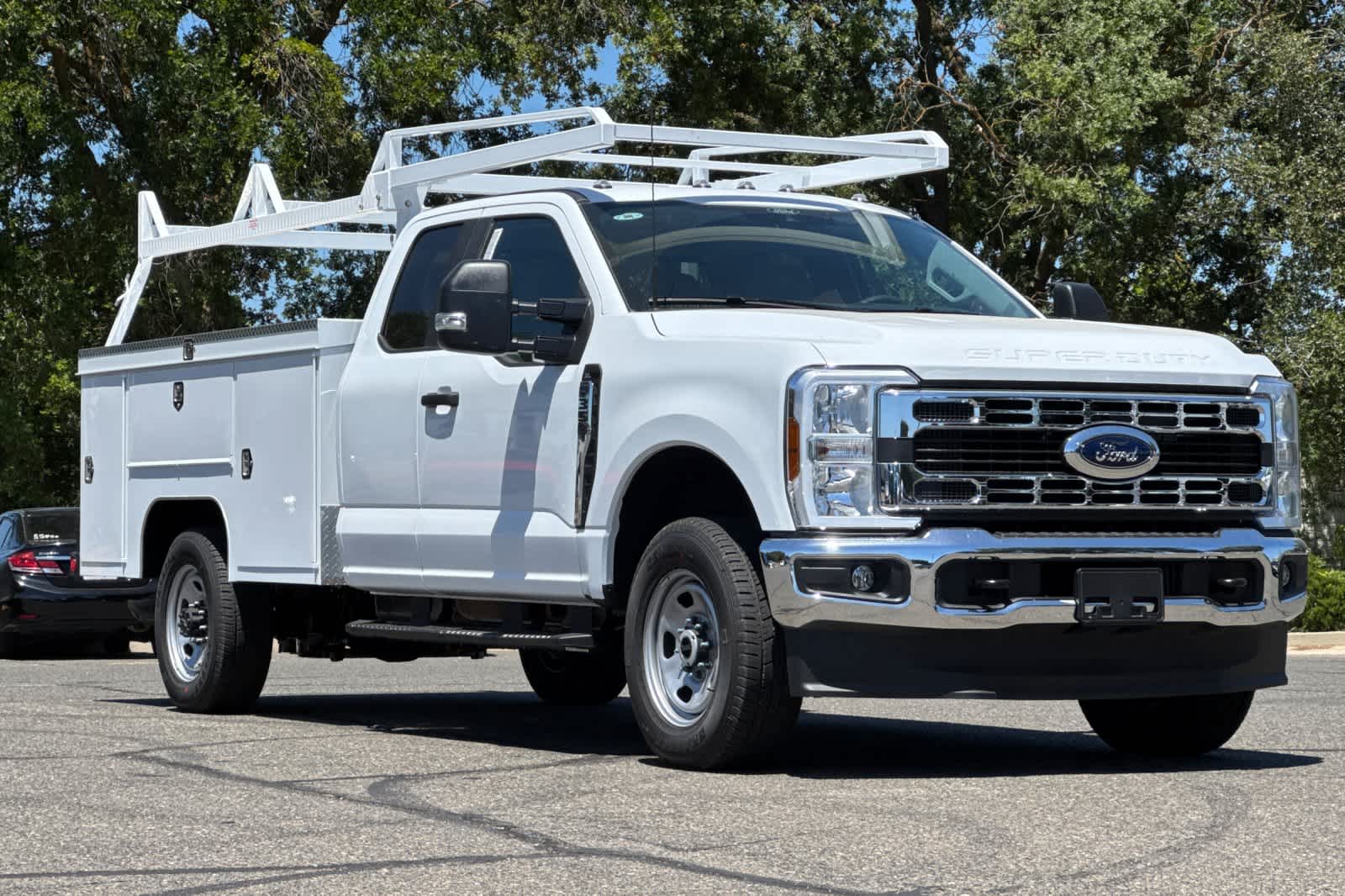 Thumbnail: 2026 Ford F-350 - 9