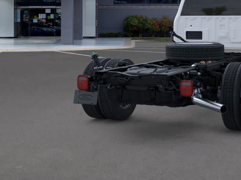 Thumbnail: 2025 Ford F-550 - 21