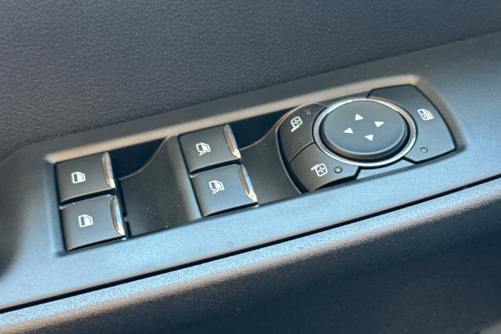 Thumbnail: 2025 Ford F-350 - 13