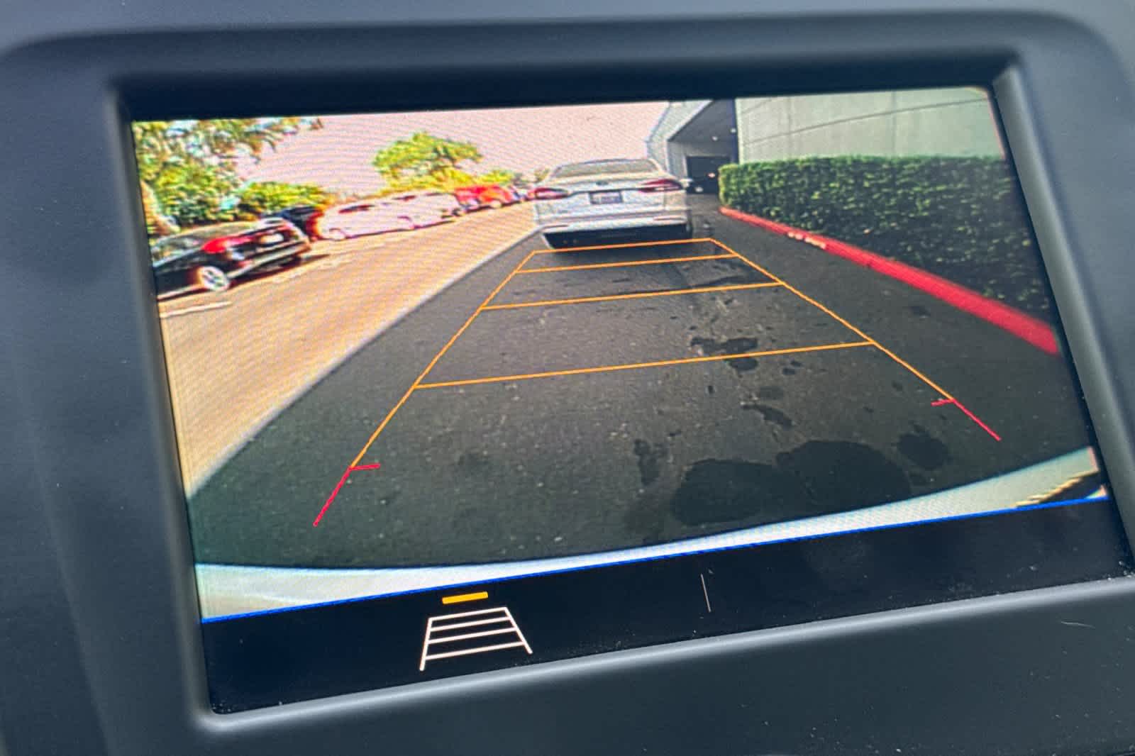 Thumbnail: 2020 Chevrolet Equinox - 19