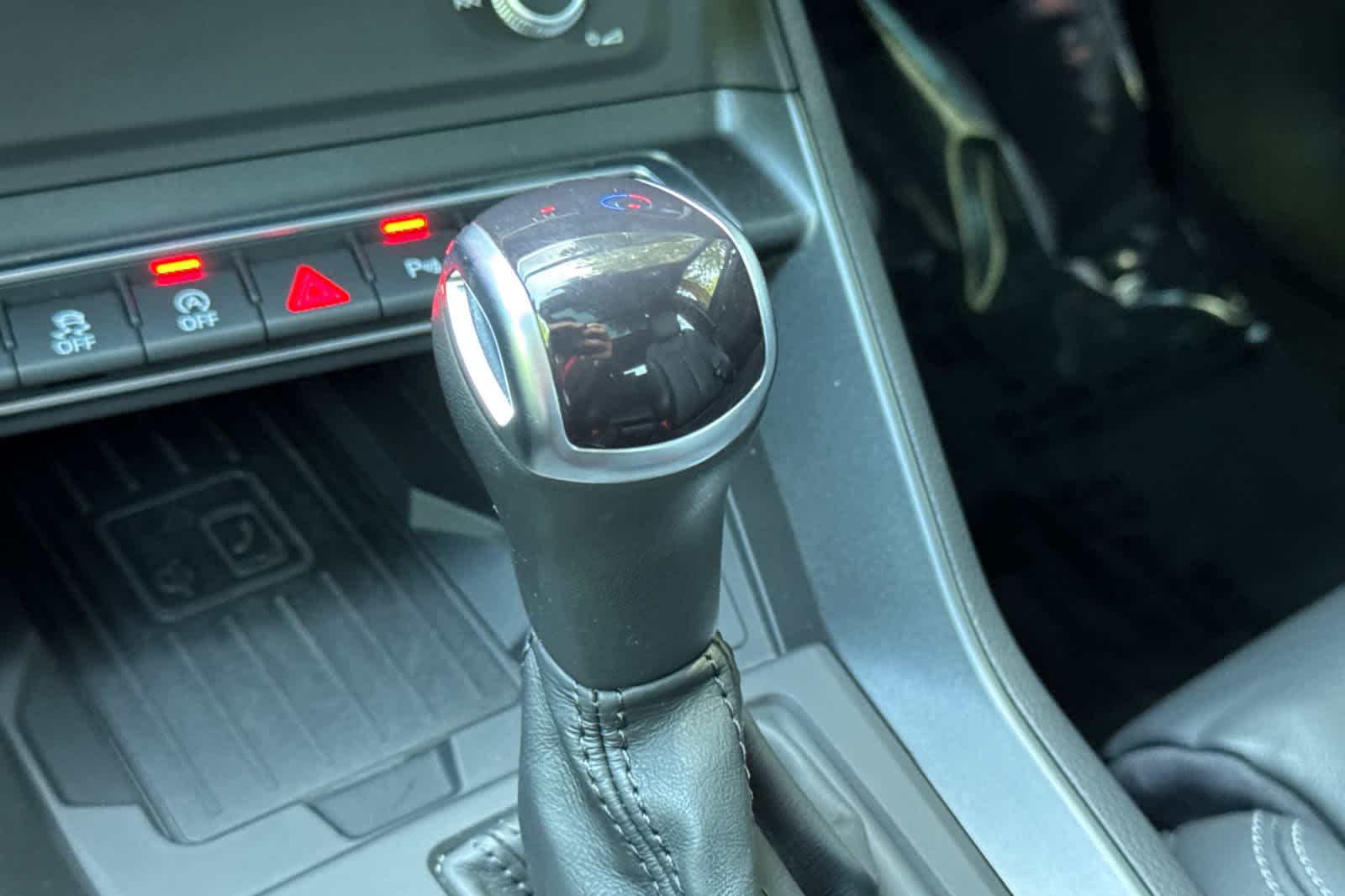 Thumbnail: 2023 Audi Q3 - 21