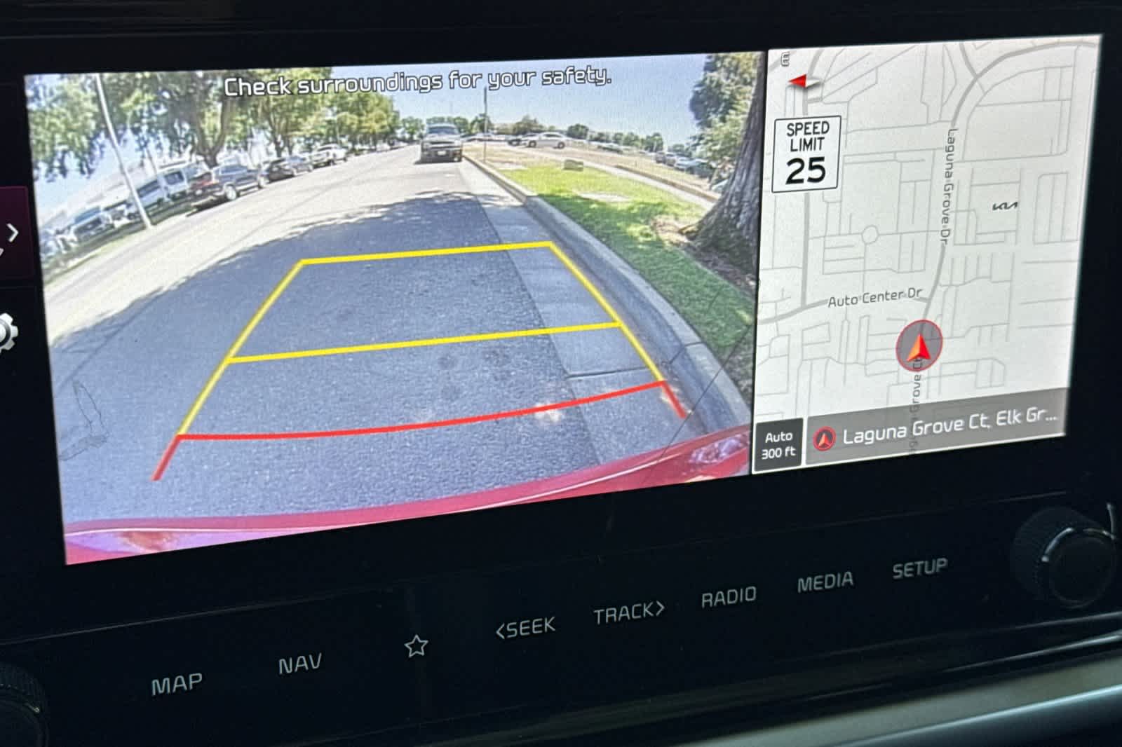 Thumbnail: 2024 Kia Forte - 19