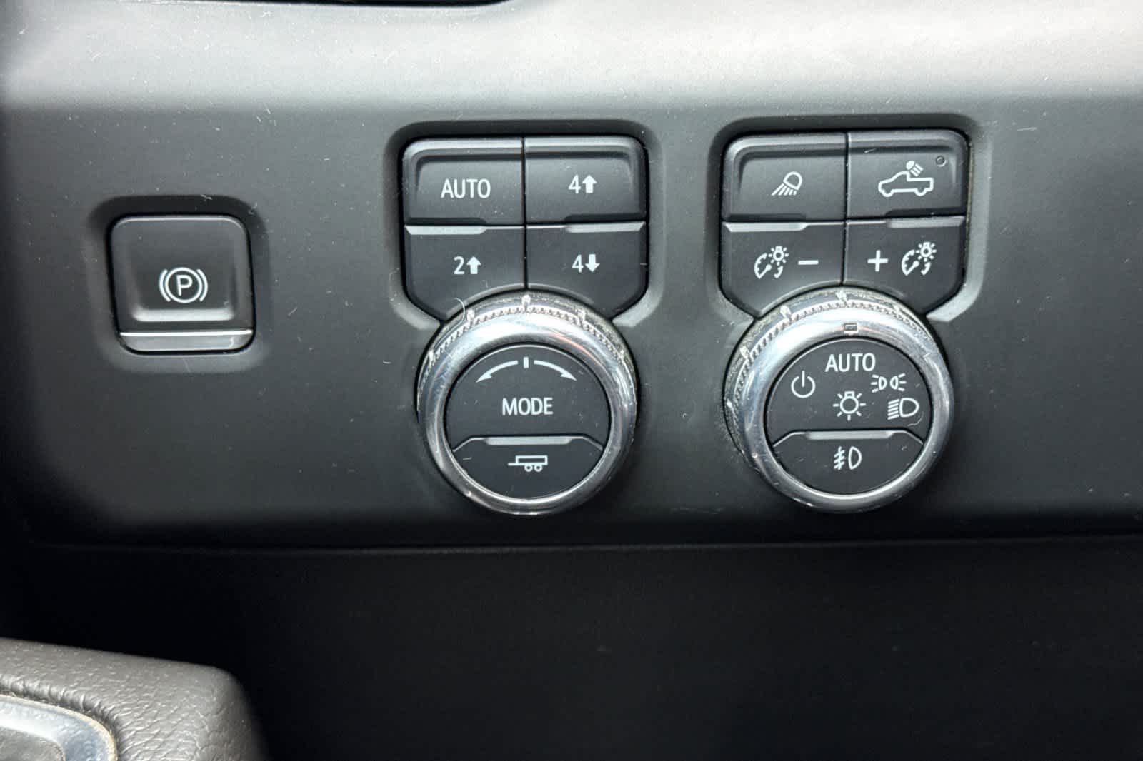 Thumbnail: 2024 GMC Sierra 2500 - 29