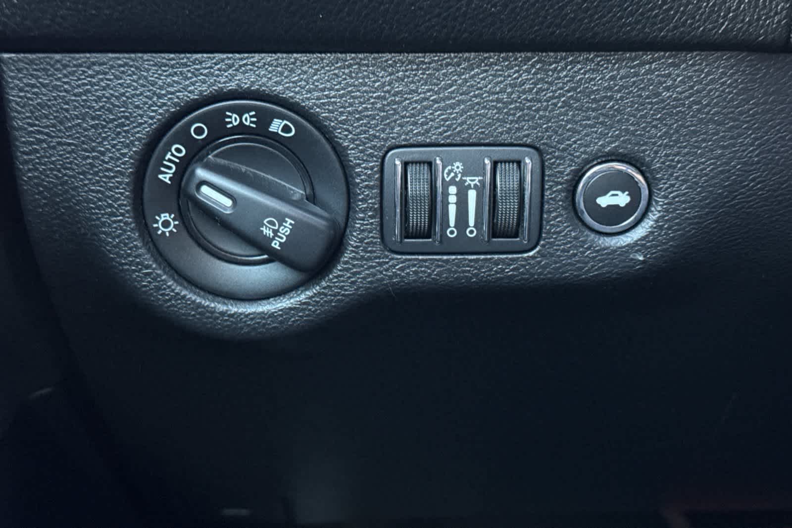 Thumbnail: 2020 Dodge Challenger - 27