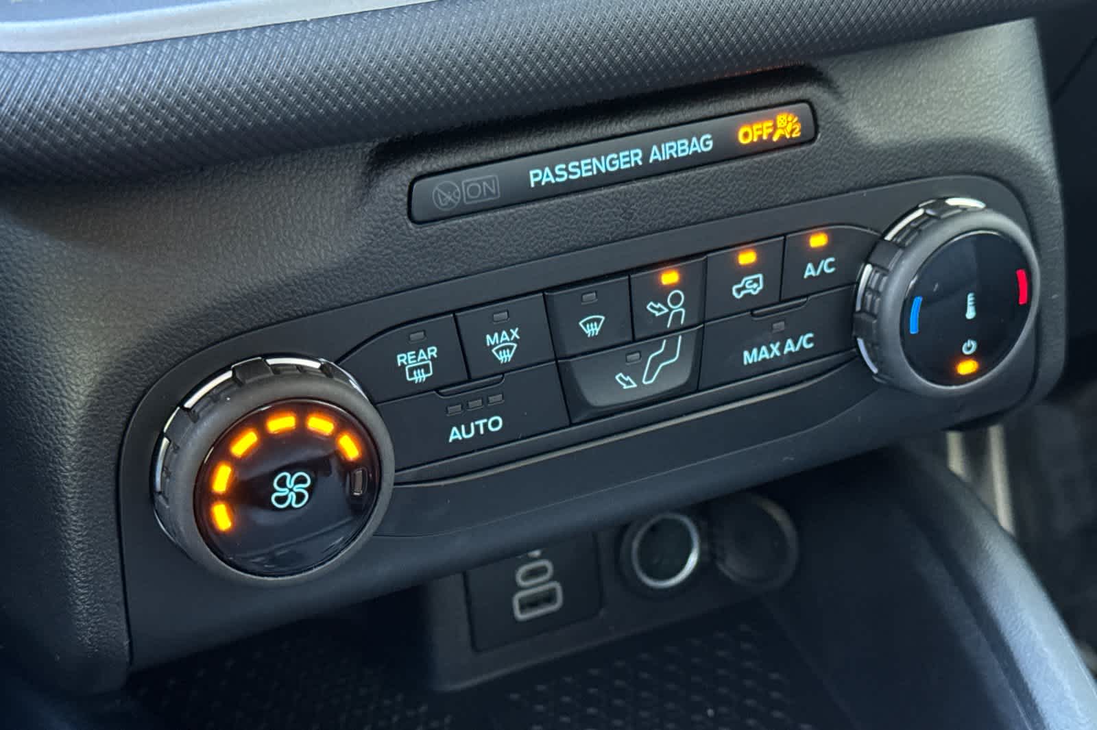 Thumbnail: 2023 Ford Bronco Sport - 20