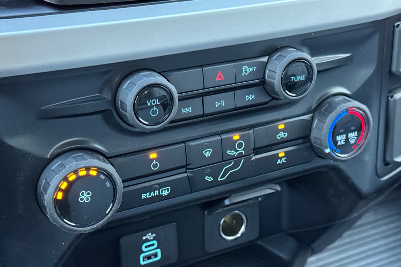 Thumbnail: 2026 Ford F-350 - 19