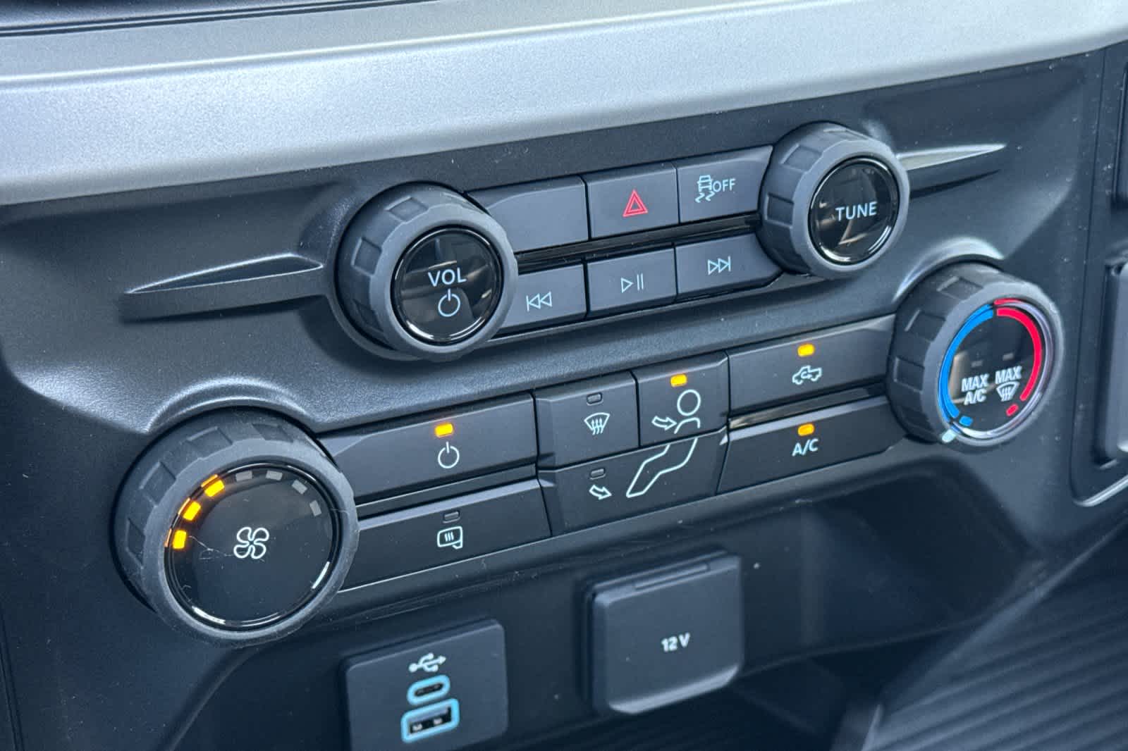Thumbnail: 2025 Ford F-550 - 18