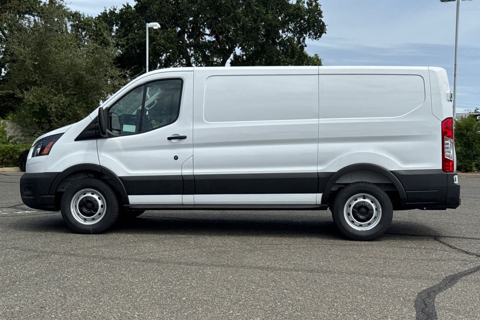 Thumbnail: 2026 Ford Transit Series - 4