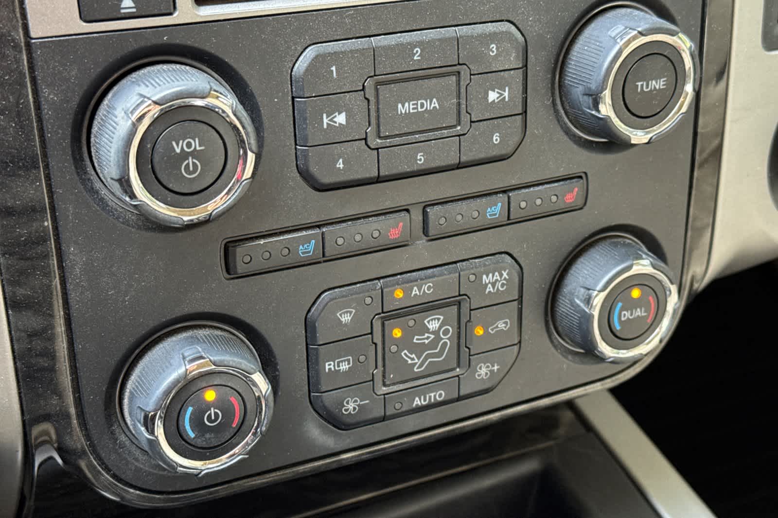 Thumbnail: 2016 Ford Expedition - 22