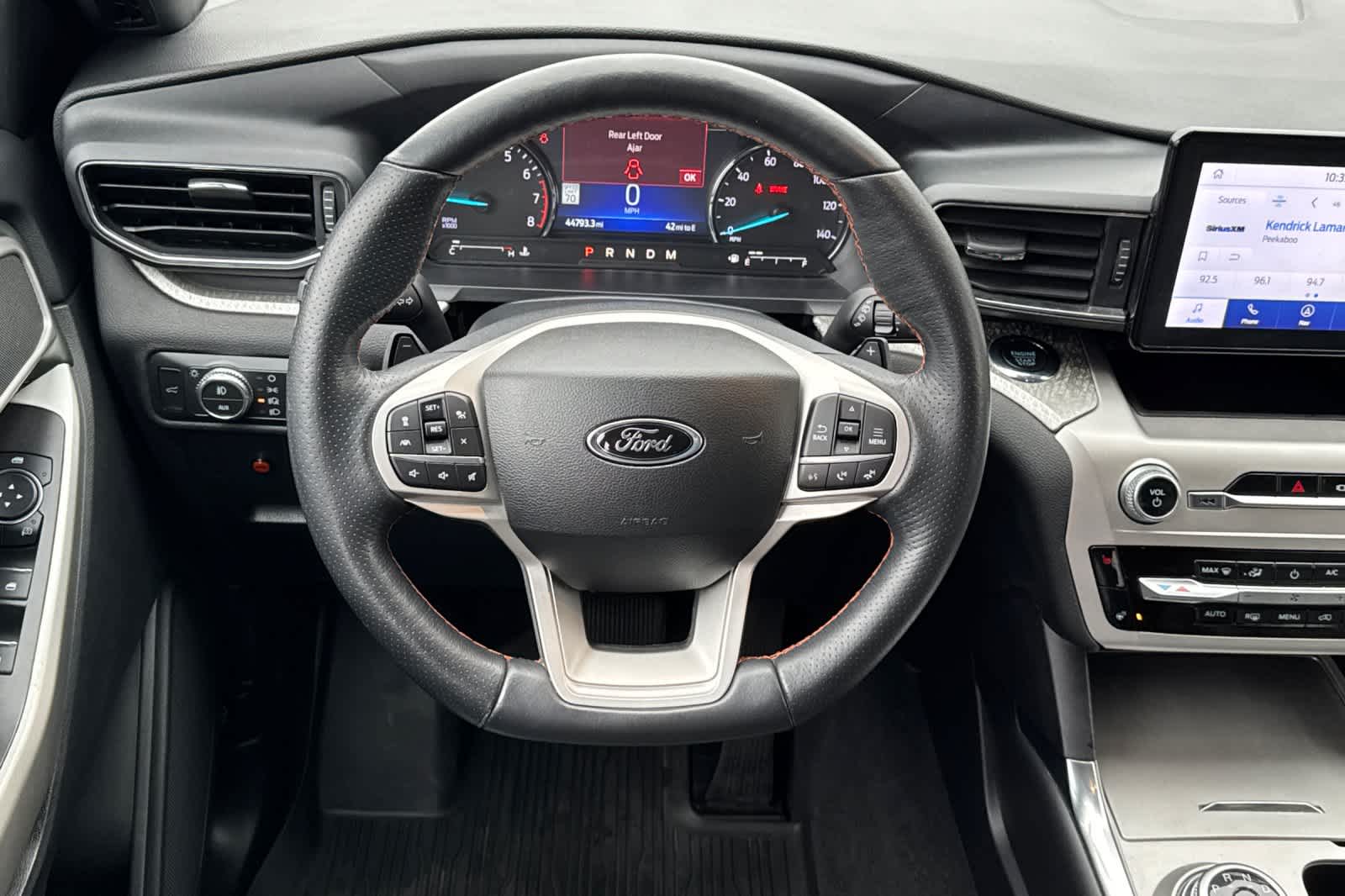 Thumbnail: 2022 Ford Explorer - 14