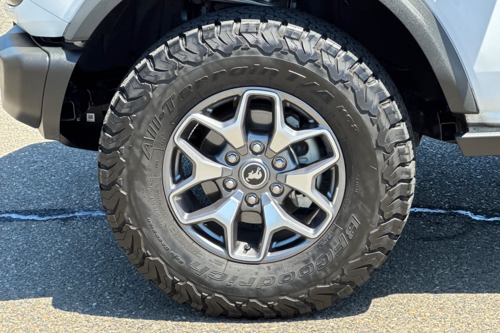 2022 Ford Bronco  26
