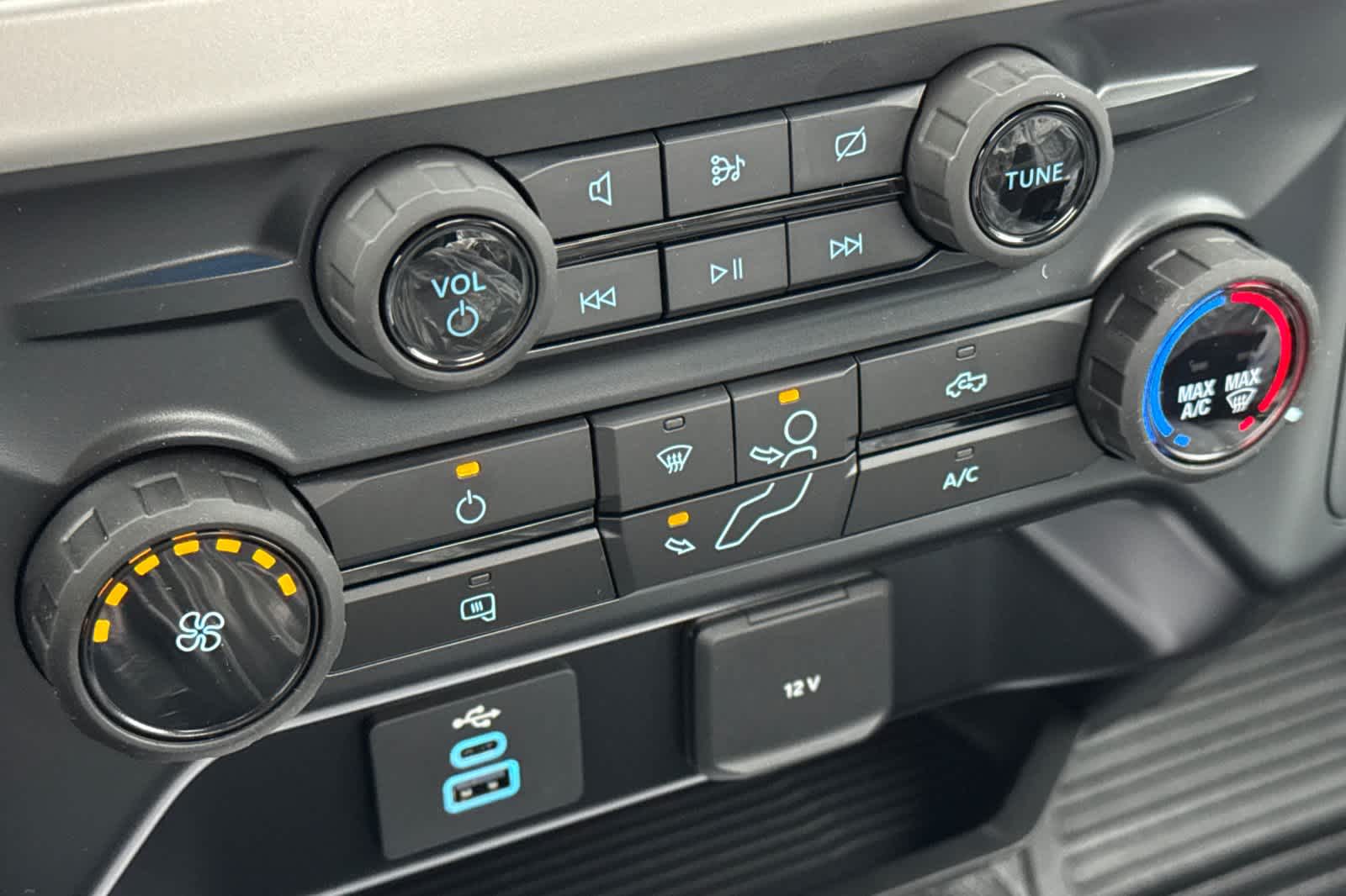 Thumbnail: 2024 Ford F-350 - 19