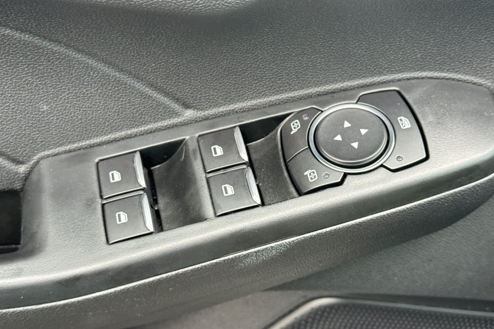 Thumbnail: 2022 Ford Escape - 13