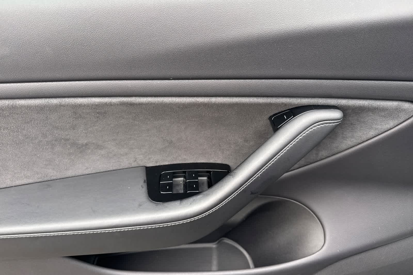 Thumbnail: 2019 Tesla Model 3 - 12