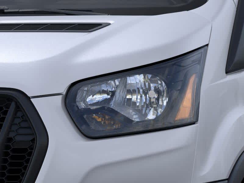 Thumbnail: 2025 Ford Econoline - 18