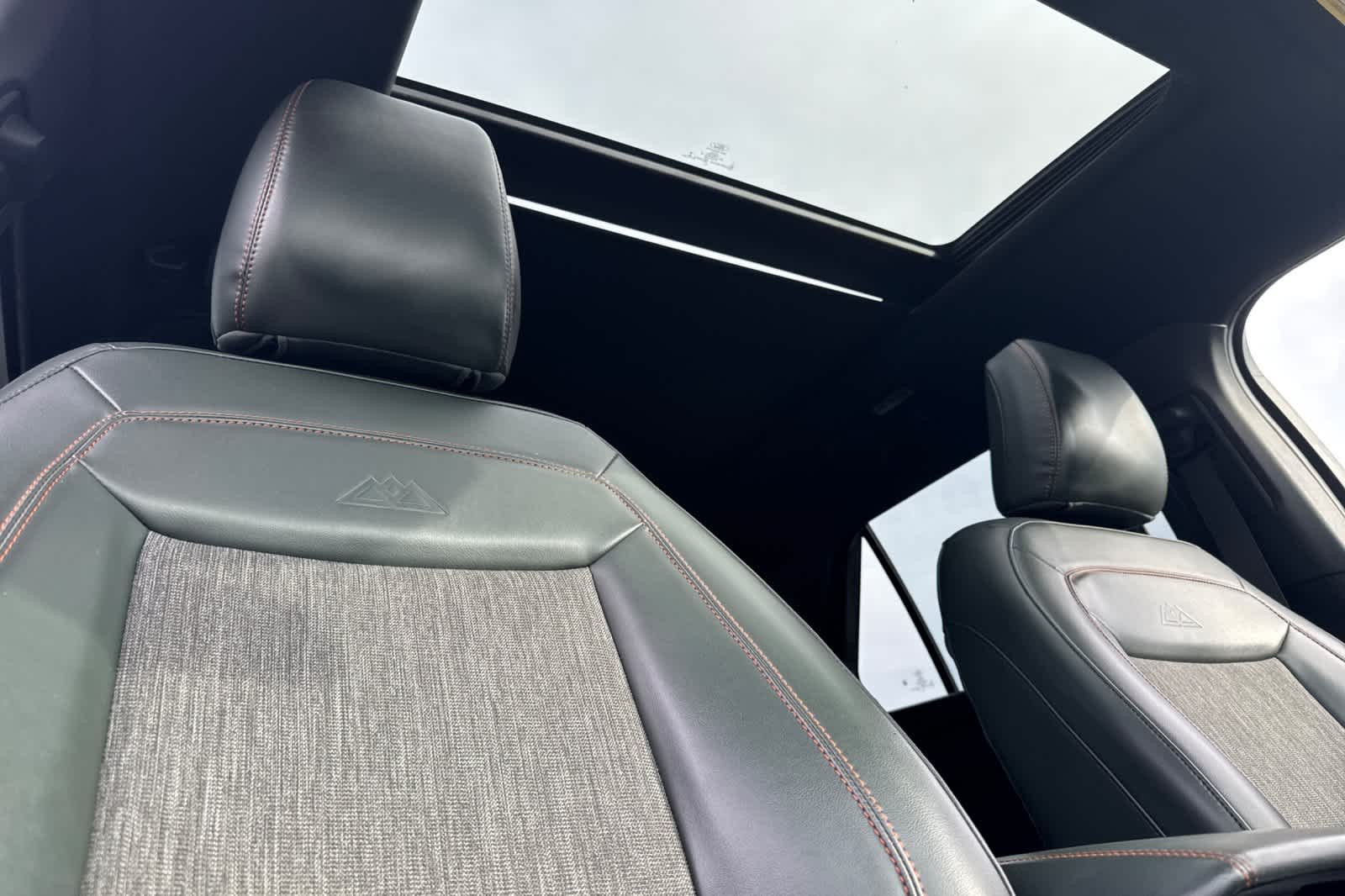 Thumbnail: 2022 Ford Explorer - 18