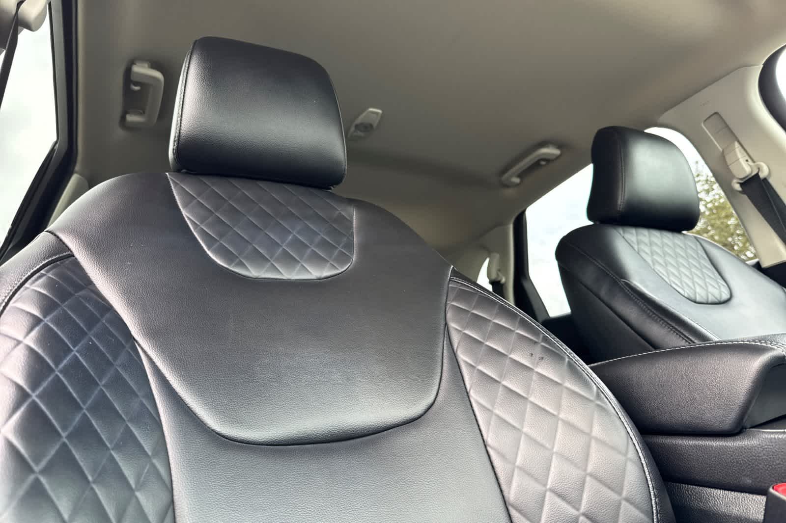 Thumbnail: 2024 Ford Edge - 17