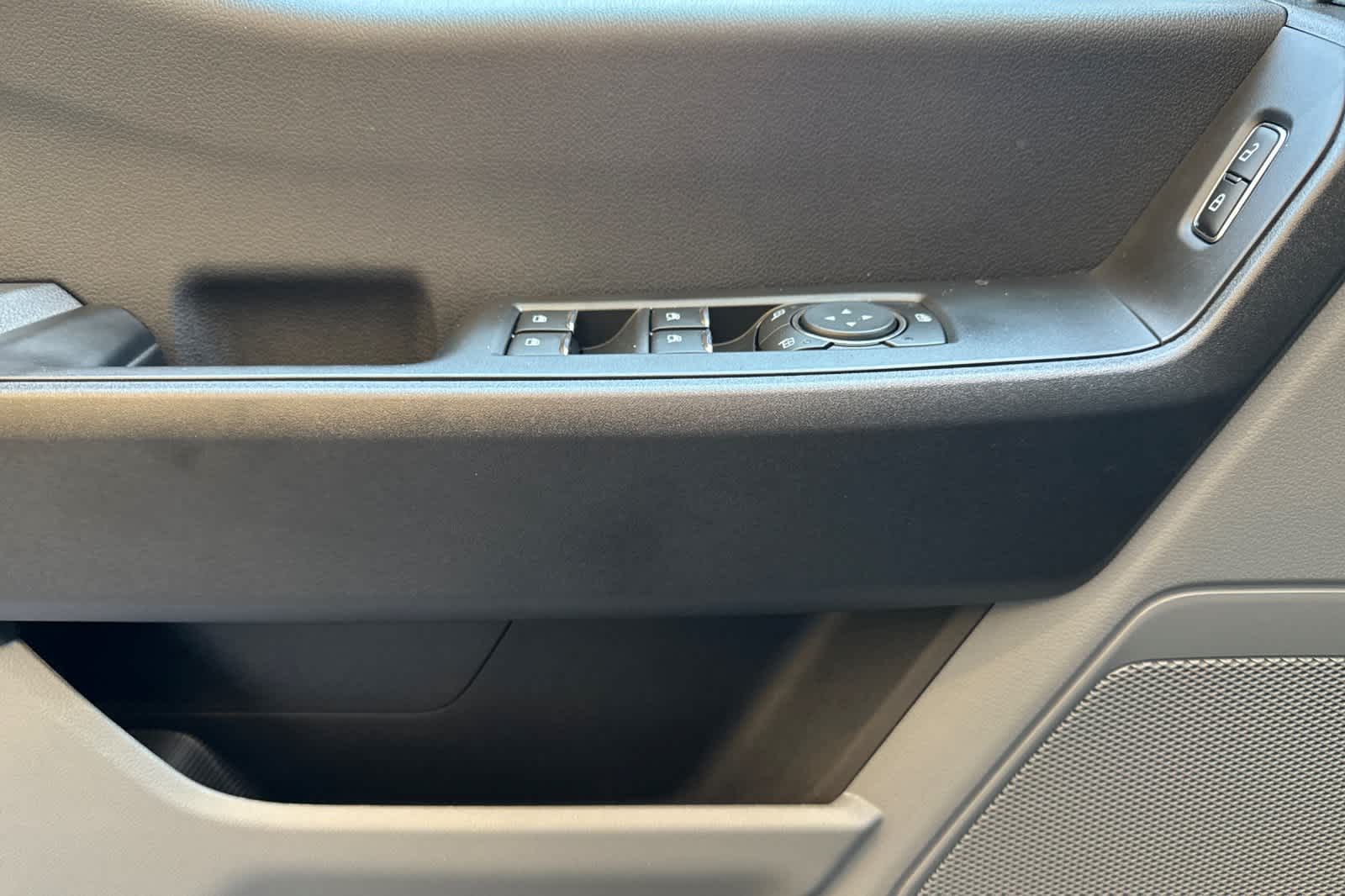 Thumbnail: 2025 Ford F-350 - 12