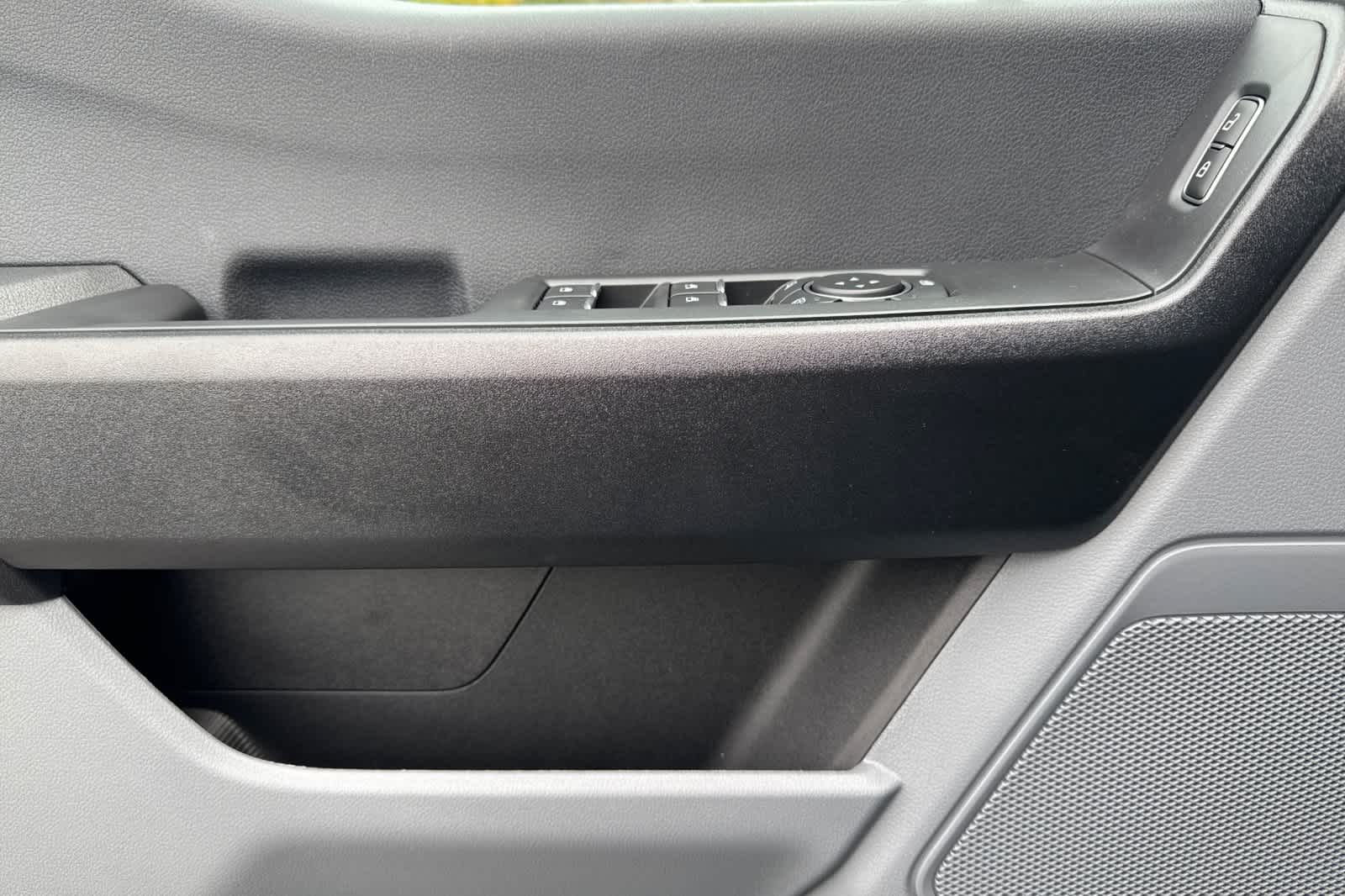 Thumbnail: 2025 Ford F-350 - 12