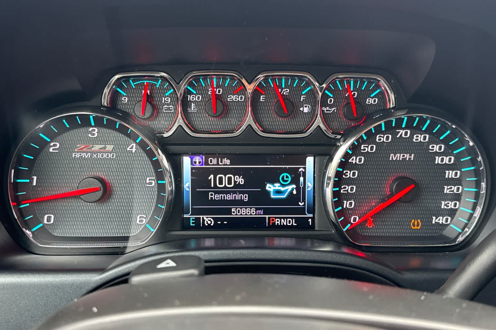 Thumbnail: 2017 Chevrolet Silverado 2500 - 22