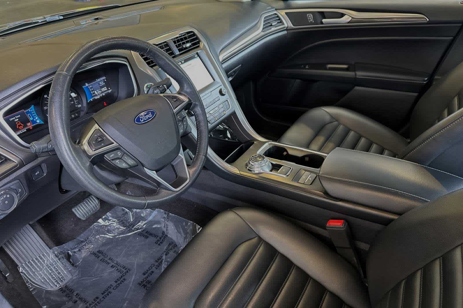 2019 Ford Fusion SEL 11